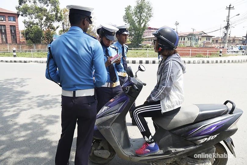 गुल्मीमा ट्राफिक नियम उल्लंघनका घटनामा वृद्धि, आठ महिना मै ३७ लाख राजश्व संकलन