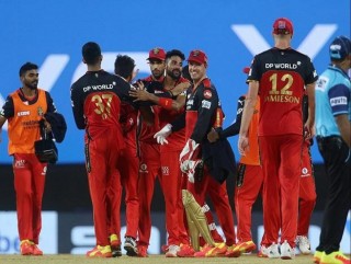 आईपीएल क्रिकेटमा बैंग्लोरको लगातार दोस्रो जित, हैदरावाद ६ रनले पराजित