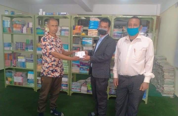 तिम्सिनाद्वारा ग्रामसेवा माविलाई कृति हस्तान्तरण