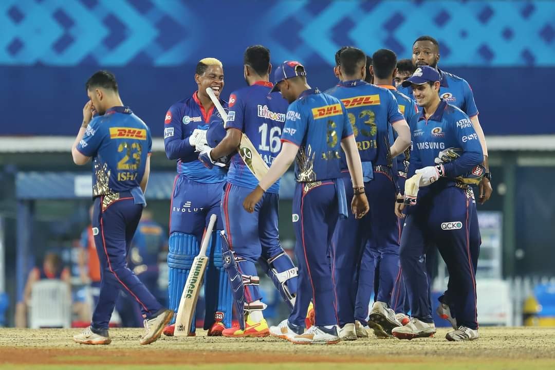 दिल्लीले मुम्बईलाई ६ विकेटले हरायो