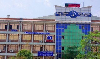 टेलिकममार्फत सरकारको नयाँ सन्देश : 'अस्पतालमा ठाउँ छैन उपचार गर्नलाई … !'