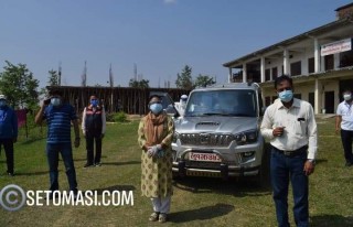 जनताका लागि एम्बुलेन्स भयो, जनप्रतिनिधीको गाडी