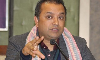 'राष्ट्रपतिले दिएको समय अगावै नयाँ सरकार बनाएर ओलिलाई बिदा गरौं' - गगन थापा