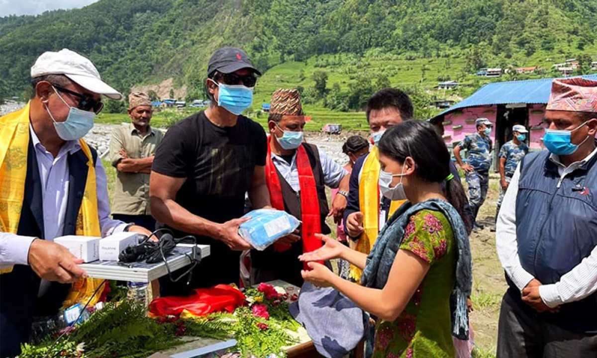 राजेश हमालको प्रश्न- देशको शासन अन्दाज र परीक्षणको भरमा सञ्चालन गर्नु कत्तिको बुद्धिमानी हो ?