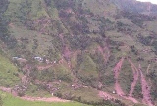 दार्चुलामा पहिराेमा परी तीन जनाकाे मृ'त्यु, जलविद्युत आयोजना बगायो