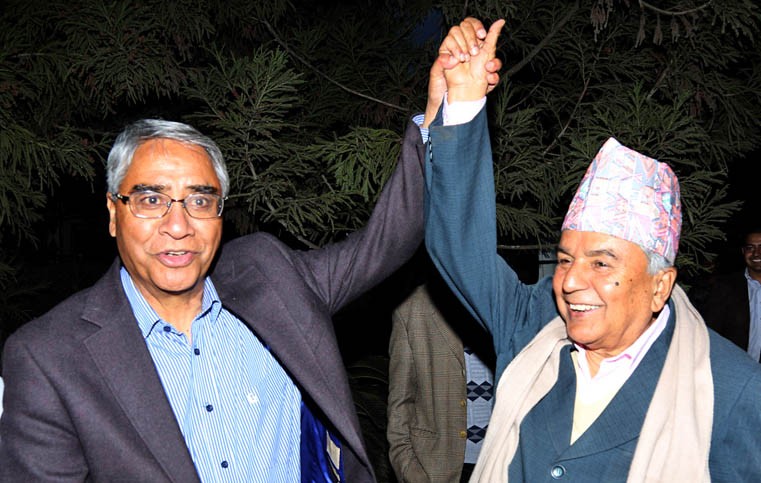शेरबहादुर देउवालाई रामचन्द्र पौडेलले दिए बधाई