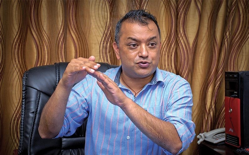 'ओलीले यो गरेनन् , त्यो गरेनन् भनेर चिच्याउने दिन गए, अब काम गरेर देखाउनुपर्छ' : गगन थापा