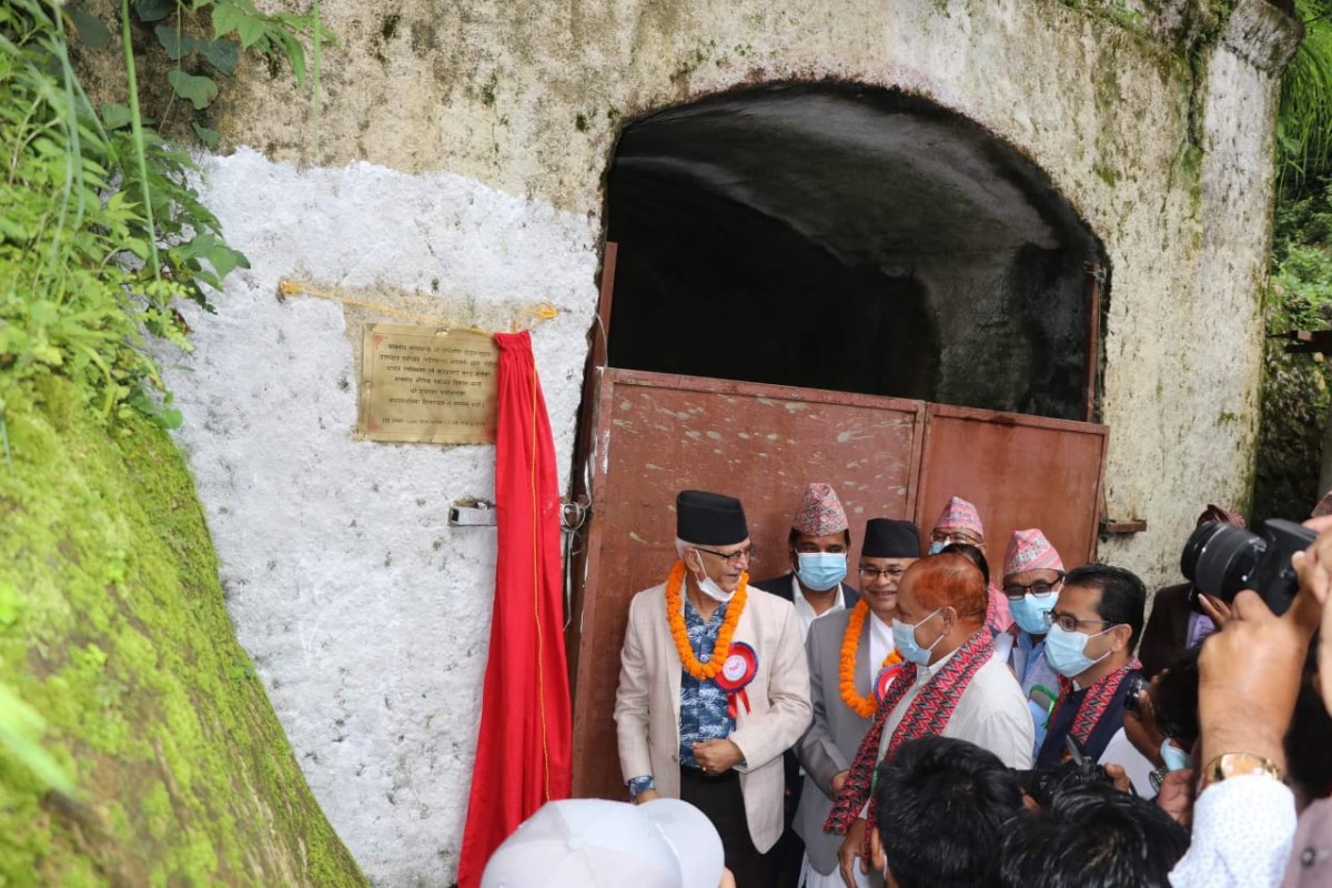 हेटौंडास्थित दक्षिण एशियाकै पहिलो सुरुङमार्गको पुननिर्माण शुरु 