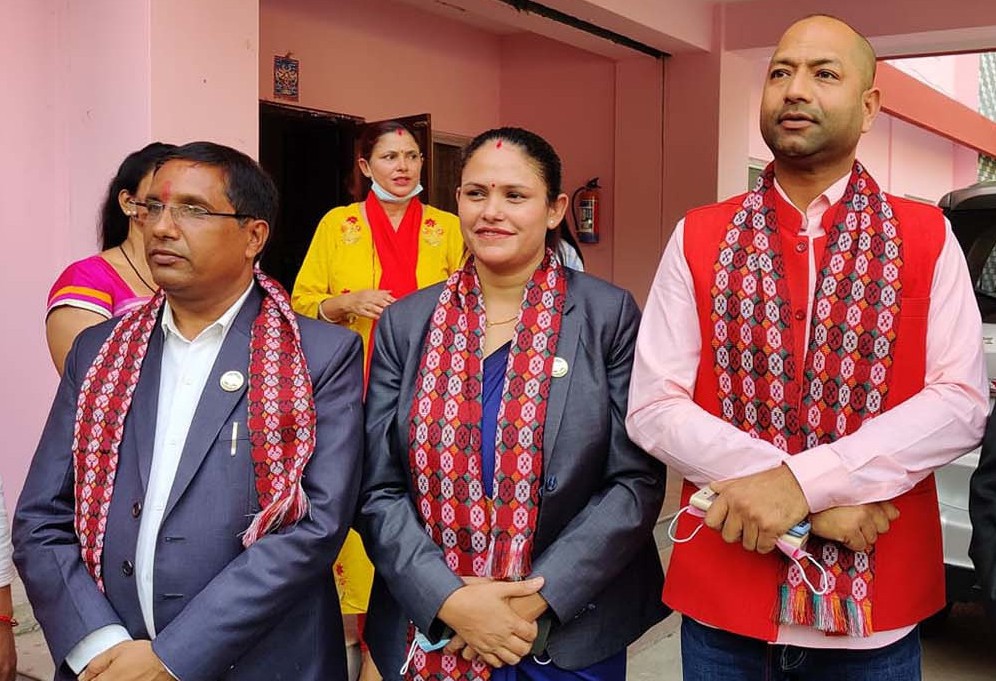 सांसद पद गुमाएका लुम्बिनीका तीन मन्त्री सर्वोच्च जाने तयारीमा