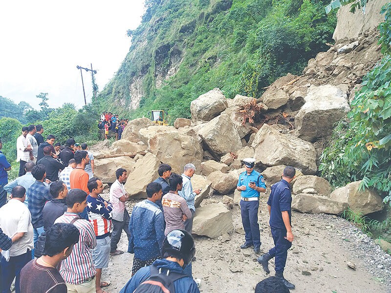 सिद्धबाबा सुरुङमार्ग निर्माणका लागि नौ कम्पनीको आवेदन