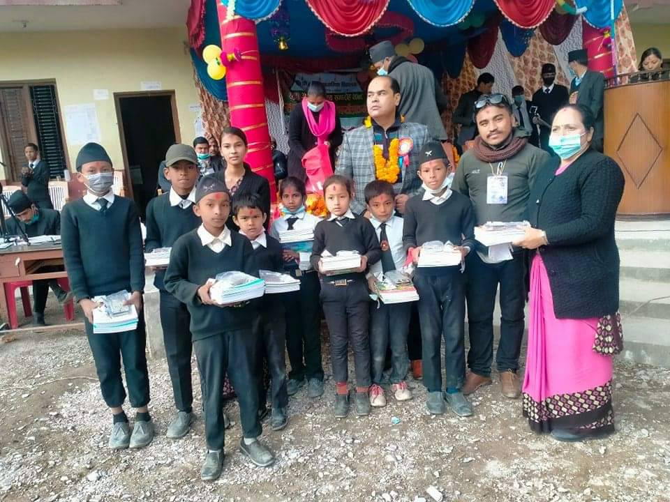 अभिनेता सुनिल थापाको निधनप्रति प्रधानमन्त्री कार्कीद्धारा दुख व्यक्त