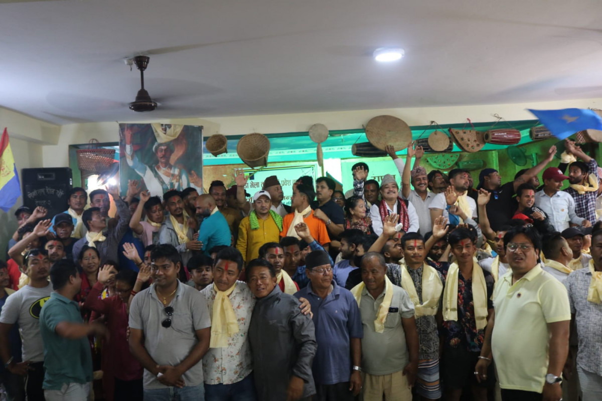 देवदह : विभिन्न पार्टी परित्याग गरि २०० नेता कार्यकर्ता राप्रपामा प्रवेश !