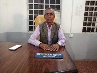 सुनवल-७ का वडाध्यक्ष दाहाललाई प्रश्न : ज्यामिरे-अस्नैया सडकखण्ड (बौद्धमार्ग)  कहिले बन्छ ?  