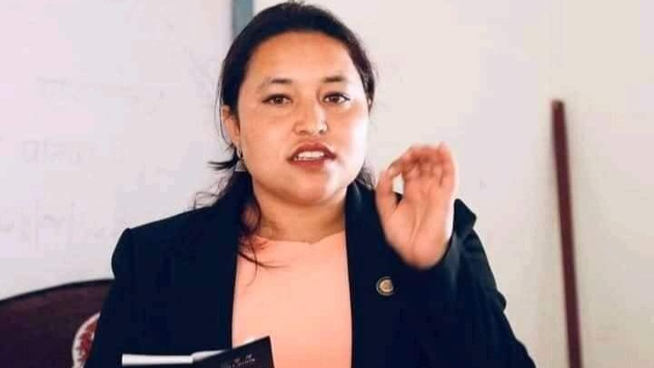 गुल्मीमा २६ बर्षिया अधिवक्ता पार्वती  कुँवर गाउँपालिका उपाध्यक्ष निर्वाचित