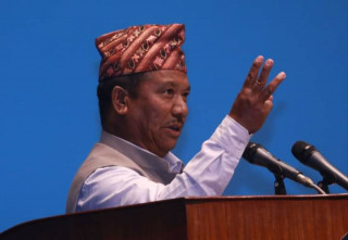 संसदमा गर्जिदै गजेन्द्रले भने - गाली गर्नेलाई ३ घण्टा, कर्णालीको दु:ख सुनाउनेलाई ३ मिनेट ?