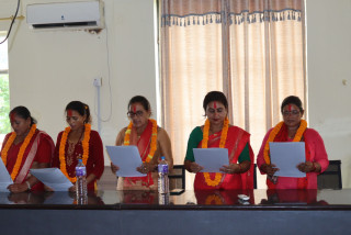 देवदह नगरपालिकाका कार्यपालिका सदस्यहरूको सपथ ग्रहण कार्यक्रम सम्पन्न