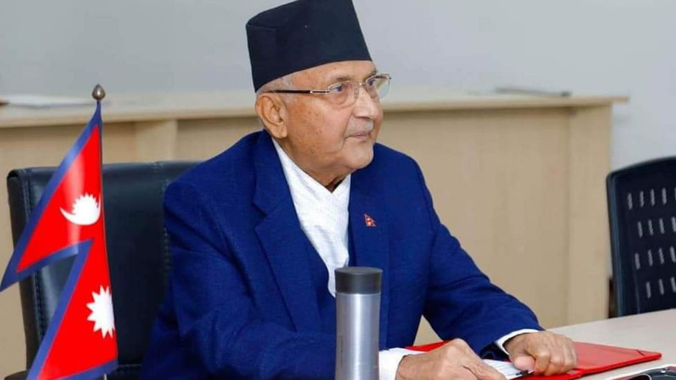 राष्ट्रिय पोशाकमा शपथ लिन एमाले सांसदलाई ओलीको निर्देशन
