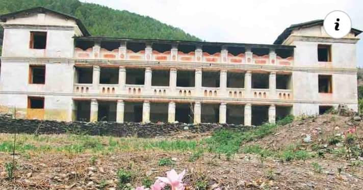 संरक्षण नहुँदा भत्किने अबस्थामा पुग्यो बझाङी राजाले निर्माण गरेको भोपुर दरबार