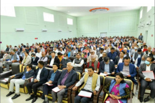 एमाले केन्द्रीय सदस्यलाई पाँचतारे होटलमा ओलीको रात्रीभोज