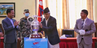 नवौं राष्ट्रिय खेलकुद प्रतियोगिताको ट्रफी सार्वजनिक