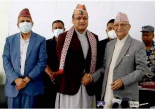 पुर्व आईजिपि सर्वेन्द्र खनाल एमालेमा