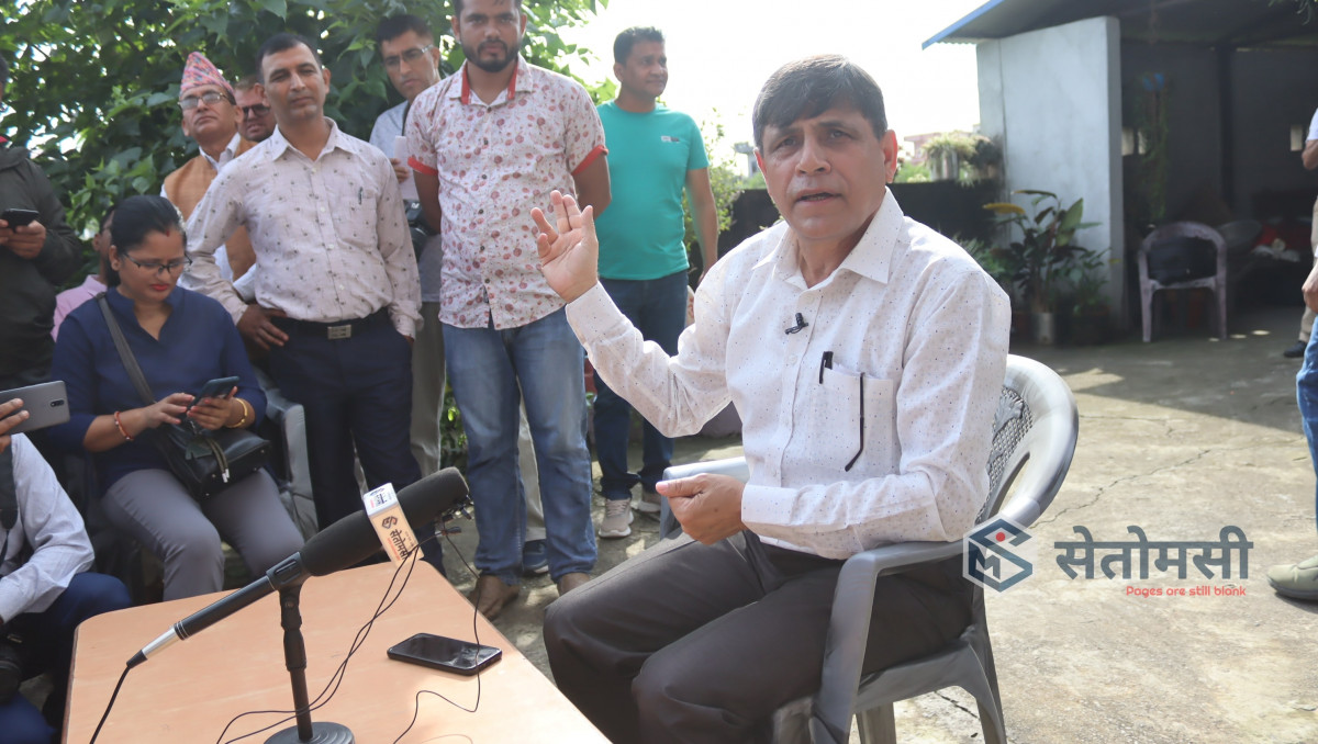 एमाले परित्याग गरेका भुसाल  रुपन्देही-१ बाट गठबन्धनको उम्मेदवार बन्ने