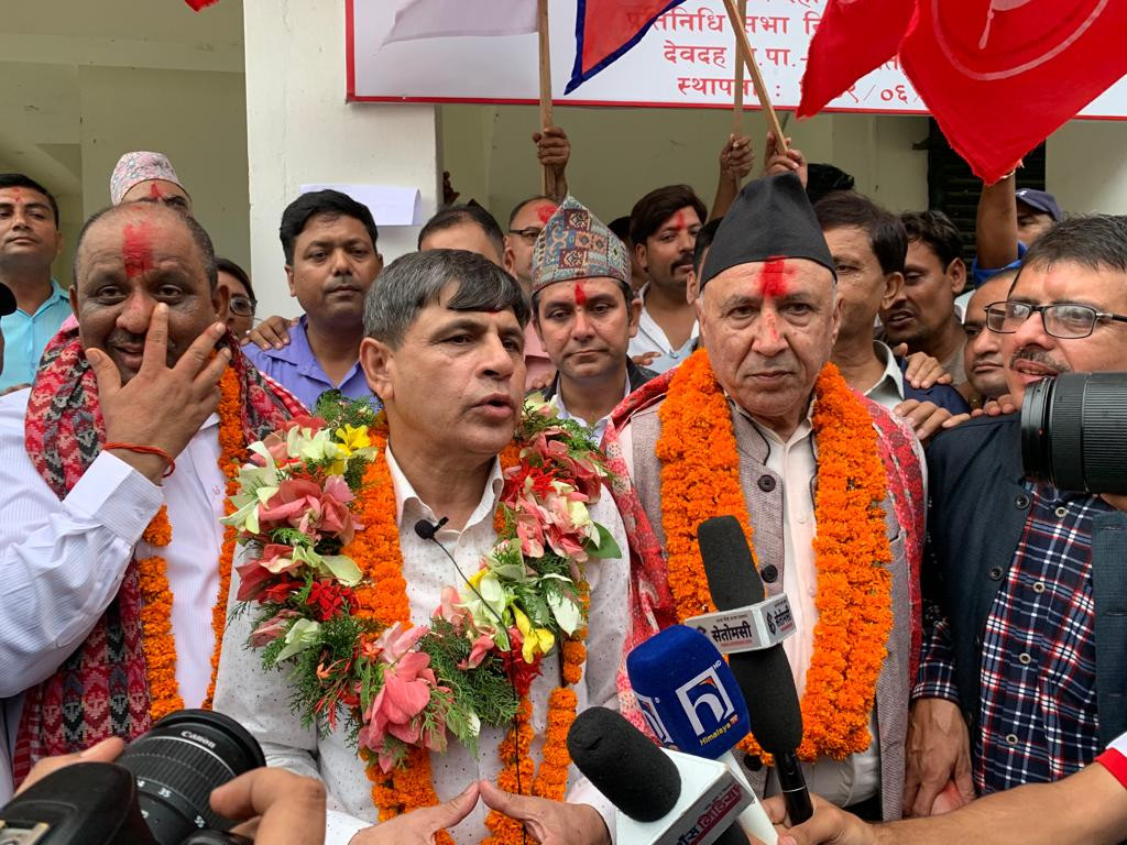 घनश्याम भुसालले पाए चुनाव चिन्ह 'त्रिभुज'