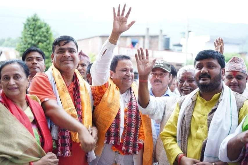 सेवा प्रवाहलाई गति दिन पश्चिम नवलपरासीमा ‘स्थानीय तहमा प्रशासन–जनप्रतिनिधि’ अभियान