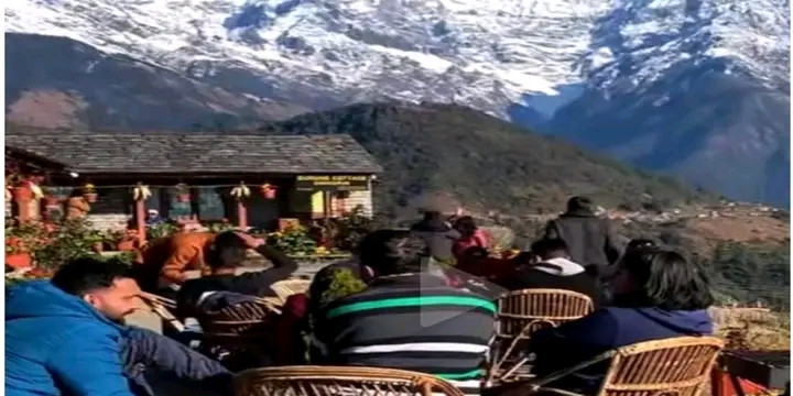 स्वदेशी पर्यटकले भरिभराउ घान्द्रुक