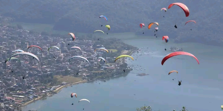५ शर्तसहित प्याराग्लाइडिङ उडान खुला  