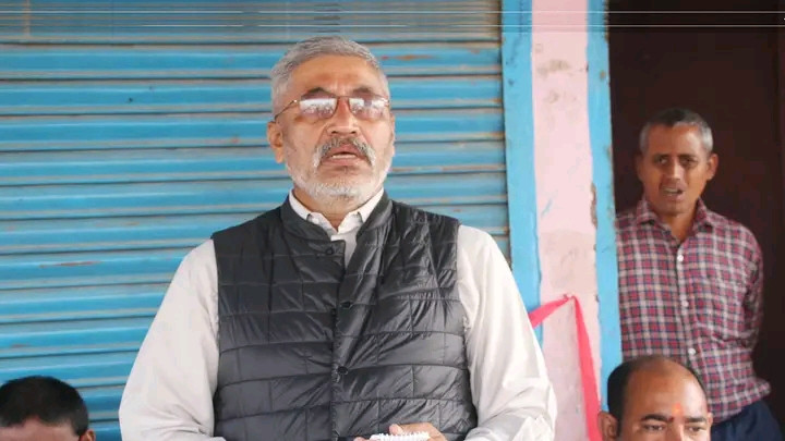 'चुच्चे नक्सा' जारी गरेसंगै एमाले सरकारबाट हट्नु पर्यो: छविलाल विश्वकर्मा