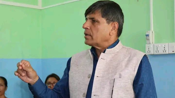 एकीकृत समाजवादी प्रवेश गरे घनश्याम भूसाल