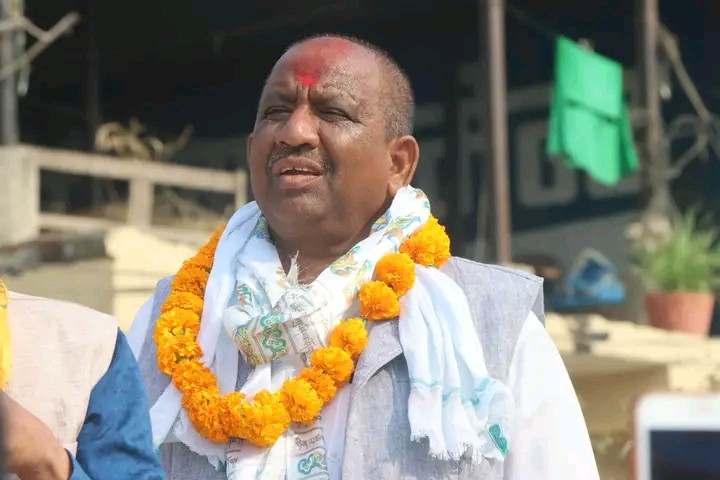 अवस्था बदल्न गठबन्धनलाई भाेट: यादव 