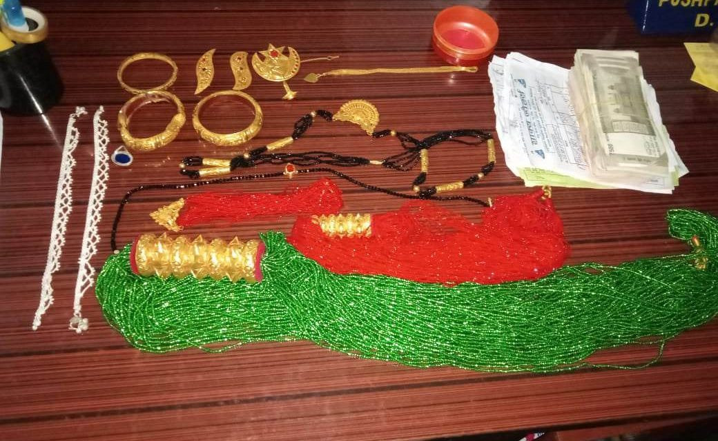 वृद्ध महिलाहरूलाई ललाईफकाई सुनका गहना र  नगद चोरी
