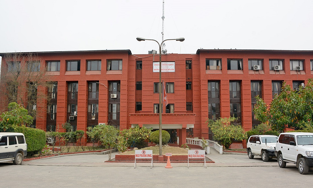 स्वास्थ्य मन्त्रालयमा जलेका गाडीको नाममा इन्धन दुरुपयोग