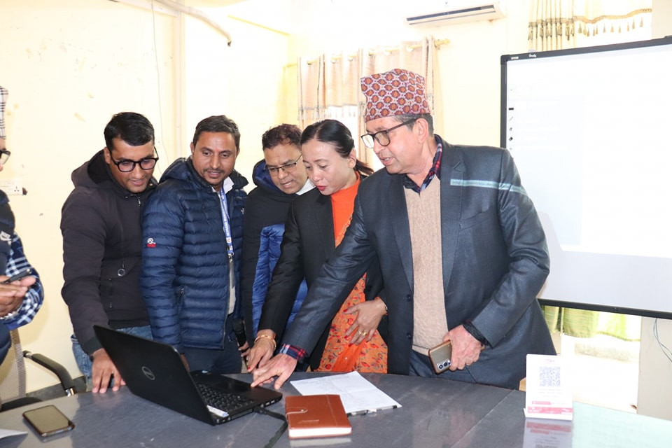 गुल्मीदरबार गाउँपालिकाबाट विद्युतीय भुक्तानीकाे सुरुवात