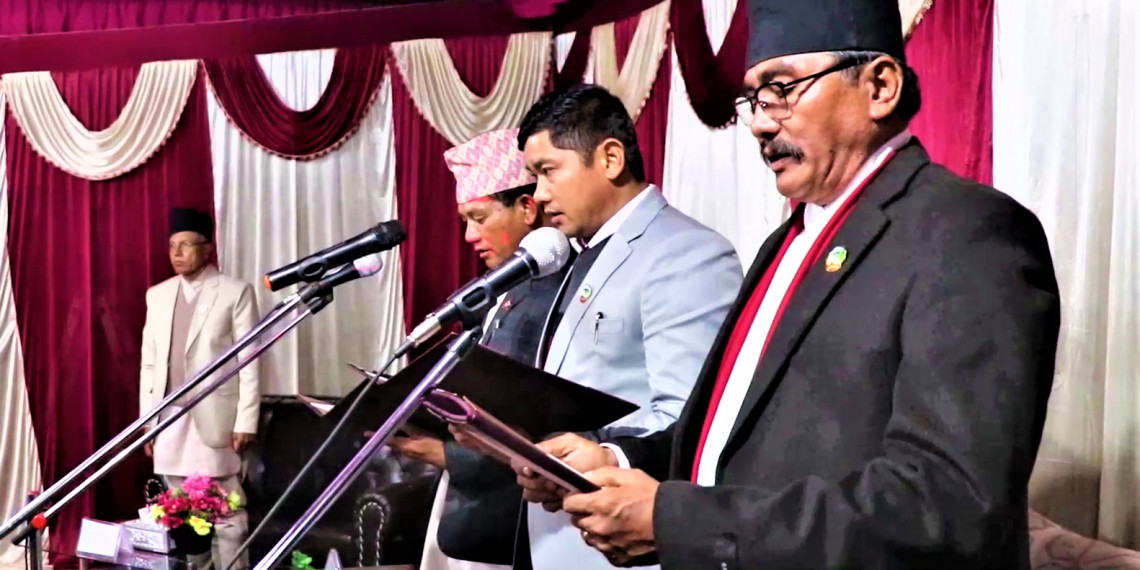 नयाँ मन्त्रीले लिए सपथ, गण्डकीमा मन्त्रिपरिषद्ले पायो पूर्णता