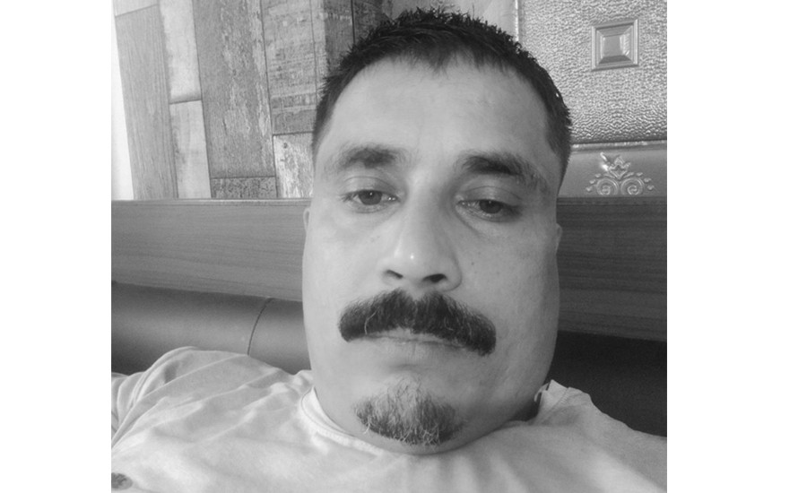 राहदानी विभाग अगाडि आत्मदाह प्रयास गर्नेको परिचय खुल्यो, वीर अस्पतालमा उपचार हुदै