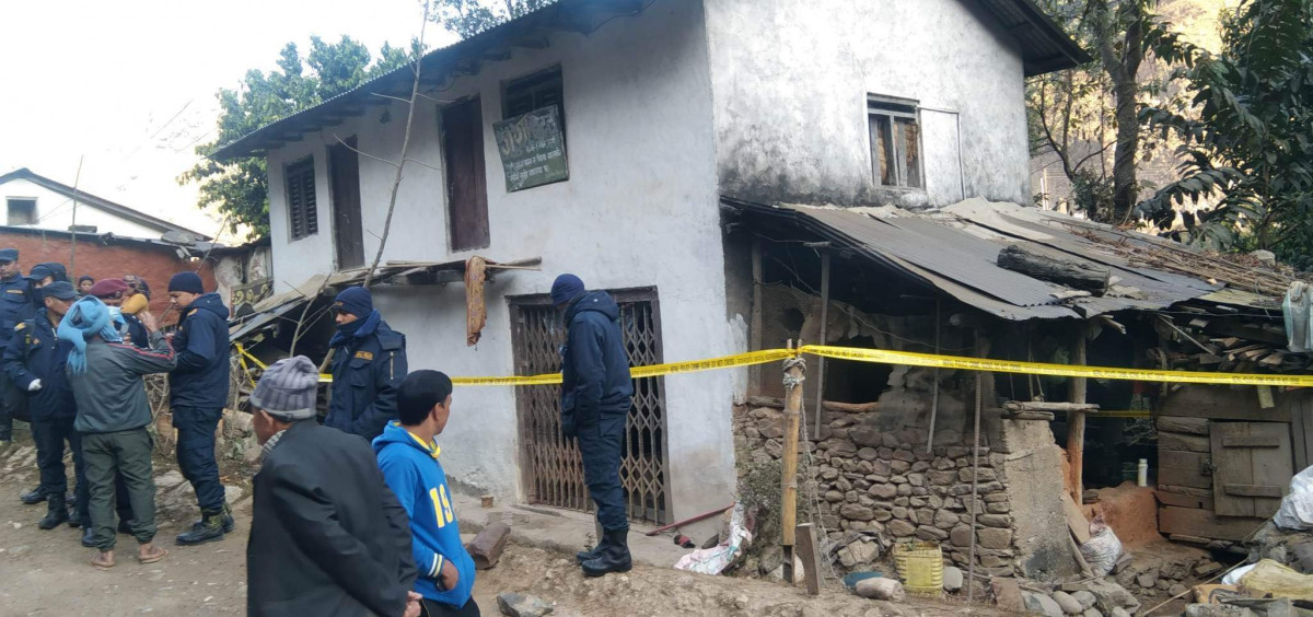 गुल्मीमा आफ्नै घरमा महिलाको शव भेटियो