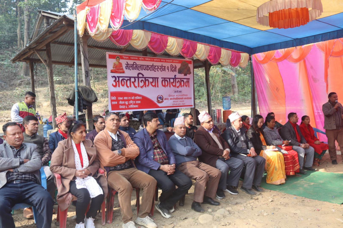 सानाकिसान केरवानीमा कृषक प्राविधिक अन्तरक्रिया