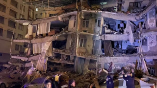टर्किमा एकैदिन ७ रेक्टर माथिका दुईठुला भुकम्प: १२ सय भन्दा बढिको मृत्यु 