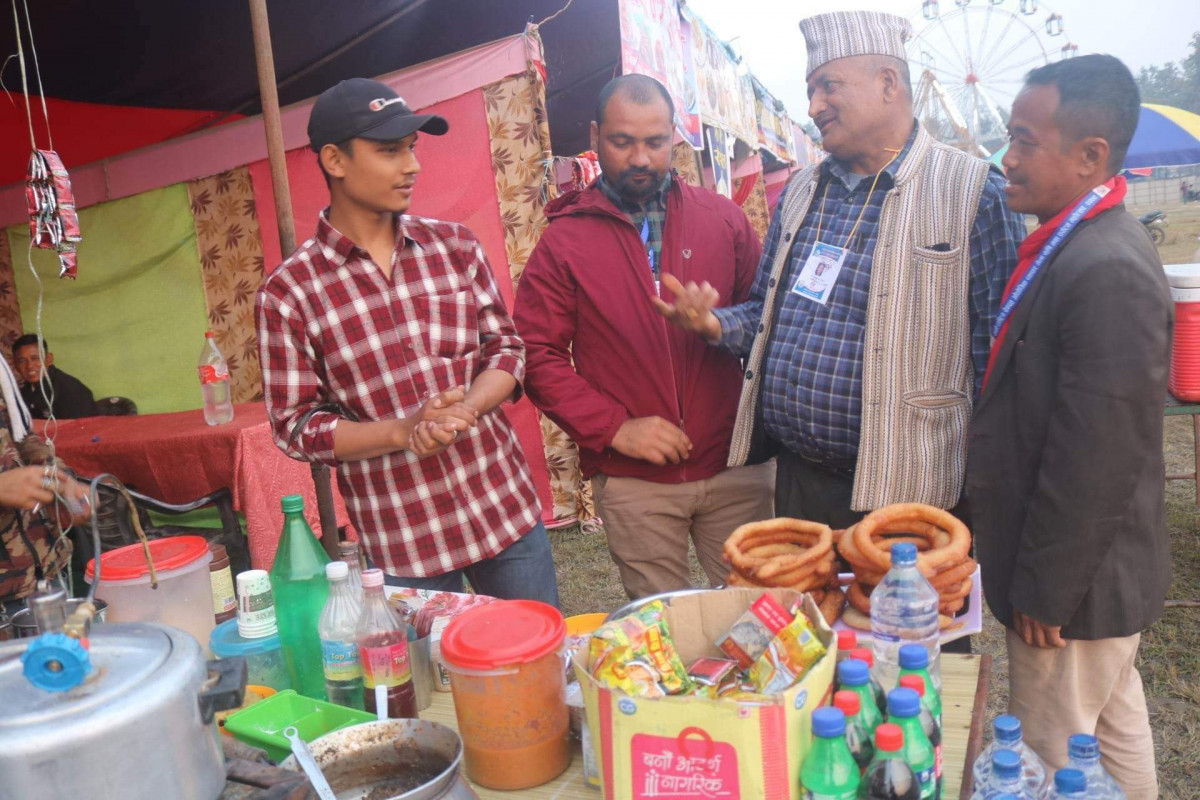 देवदह मेला अनुगमन : म्याद गुज्रिएका खाद्यन्न भेटिए तत्काल बरामद गरिने