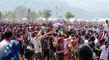 तराईमा आज होली मनाइँदै, सार्वजनिक बिदा