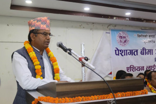 इन्सुरेन्स कम्पनीले विमा अभिकर्तालाई शेयर दिनुपर्छ: अध्यक्ष तिवारी