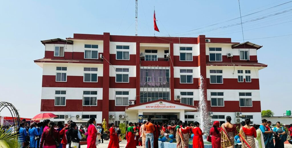 तिलाेत्तमाका मेयर खाँणको पहिलो निर्णय : विद्यार्थीको दिवा खाजामा १० रुपैयाँ थप