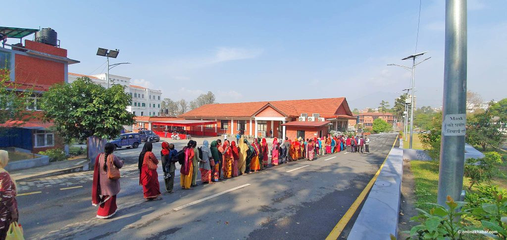 मिटरब्याज पीडितलाई प्रधानमन्त्रीको आश्वासन : मेरै कार्यकालमा न्याय मिल्छ