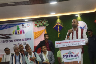 युवाहरू विदेशिए देशमा आर्थिक संकट निम्तिन सक्छ : मन्त्री पाण्डे