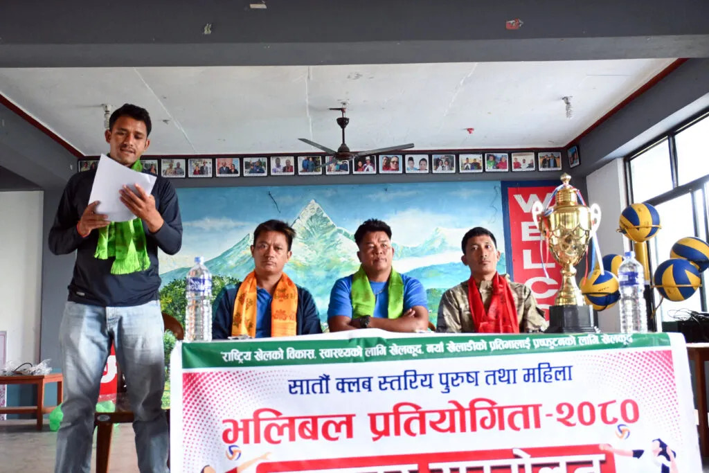 पत्रकार र नगरपालिका कर्मचारीबीचको मैत्रीपुर्ण खेलमा कर्मचारी टिम विजयी 
