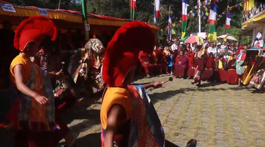 पोखरामा विश्व शान्ति पूजाः यति विमान दुर्घटनामा ज्यान गुमाएकाको पनि आत्मा शान्ति पूजा गरिँदै