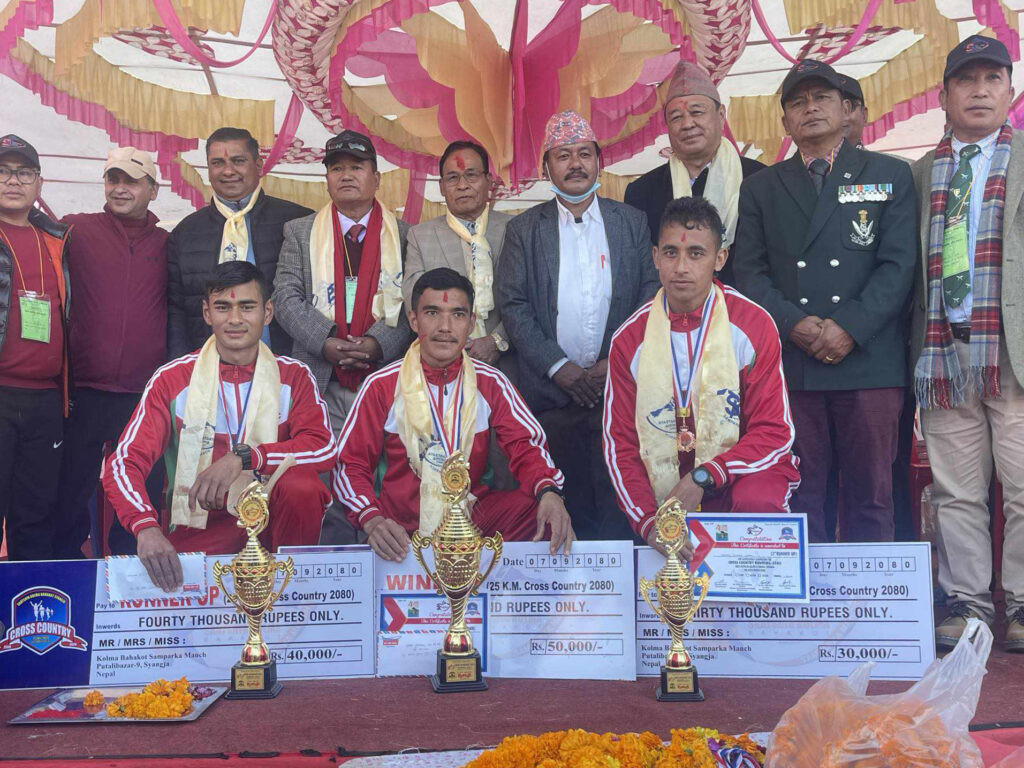क्रसकन्ट्री दौडमा नेपाली सेनाका तामाङ बने च्याम्पियन
